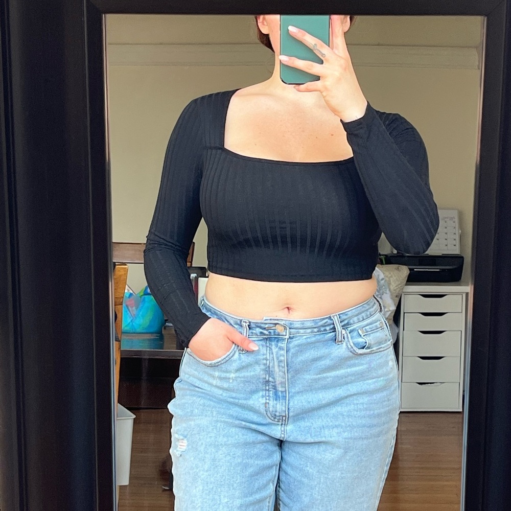 Black long sleeve crop top, square neck line